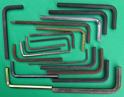 SET OF RANDOM SIZED ALLEN WRENCHES, ENGLISH MEASUREMENT SYSTEM